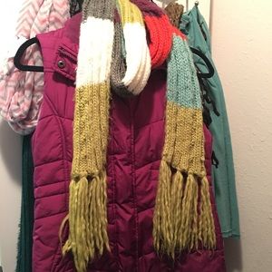 Puffer vest and scarf